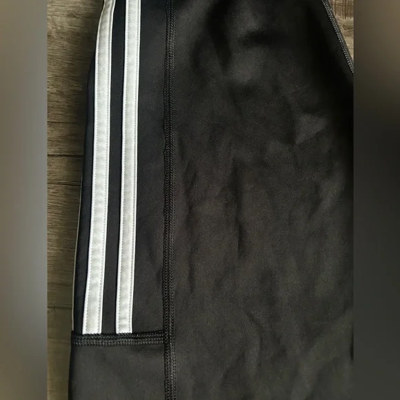 NWOT ADIDAS High Wasted Climate Workout Leggings - Picture 5 of 8